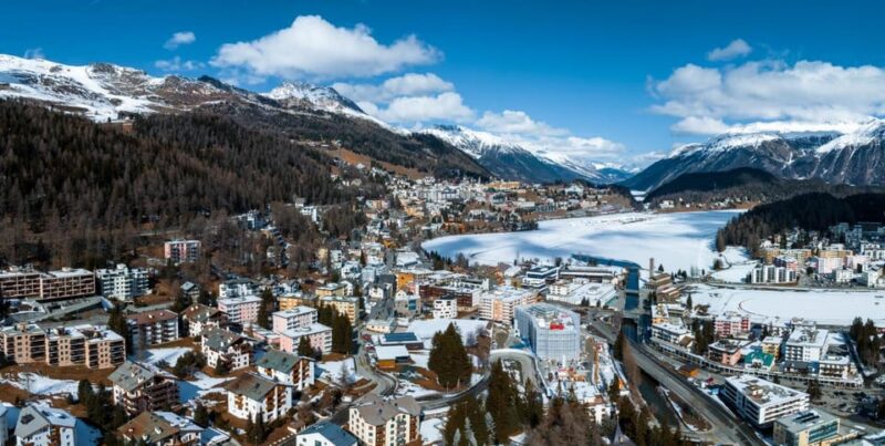 St. Moritz: Express Walk With a Local in 60 Minutes - Group and Guide Information