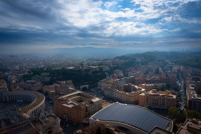 St Peter's Basilica, Popes Tombs and Dome: Small Group Tour - Key Points