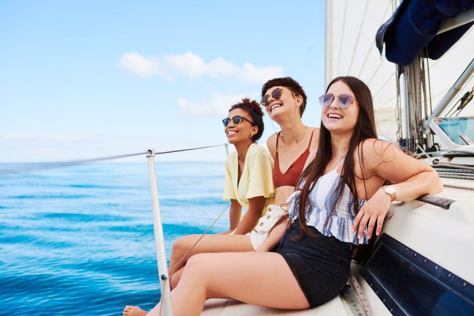 St. Petersburg, FL: Private 2-Hour Dolphin Watching Cruise - Learning About Bottlenose Dolphins