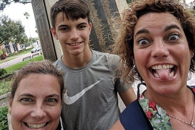 St. Petersburg Scavenger Hunt Walking Activity - The Sum Up