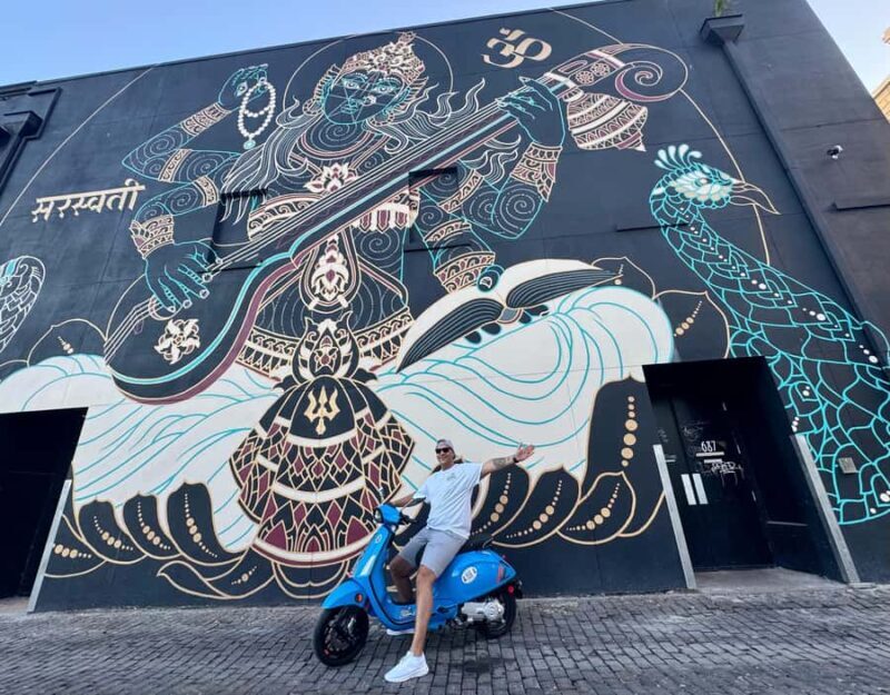 St. Petersburg: Vespa Mural Tour with Guide - Authenticity and Value