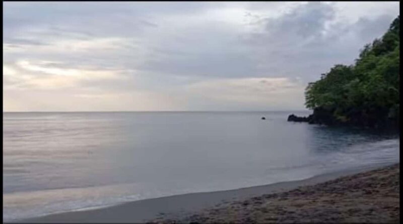 St. Vincent: Black Point Tunnel and Villa Beach Tour - Key Points