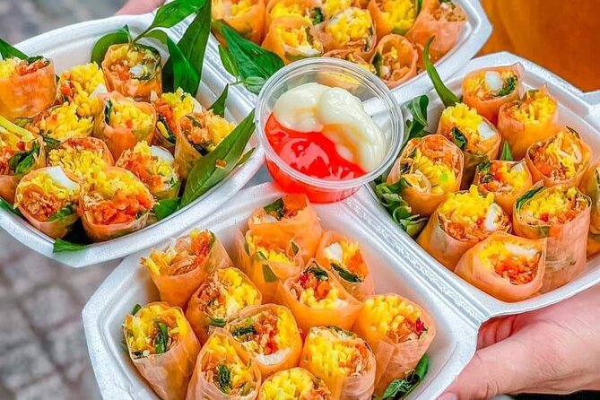 Standout Saigon Private Street Food Tour: Scooter or Walking - Key Points