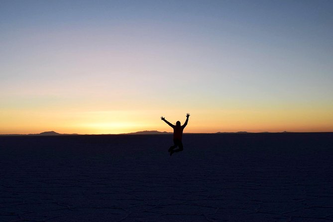 Stars+Sunrise - Uyuni (Esp Driver/Guide), 1-2 People Ask, Minimum 3 People Available - Tour Overview
