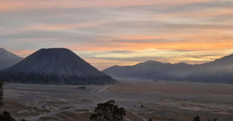 Start: Malang! Bromo Sunrise and Ijen 2D/1N Share Tour - Transportation and Accommodation