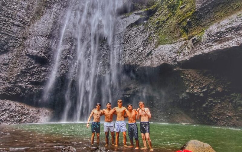 Start Surabaya: Mount Bromo Sunrise & Madakaripura Waterfall - Key Stops: Bromo Crater