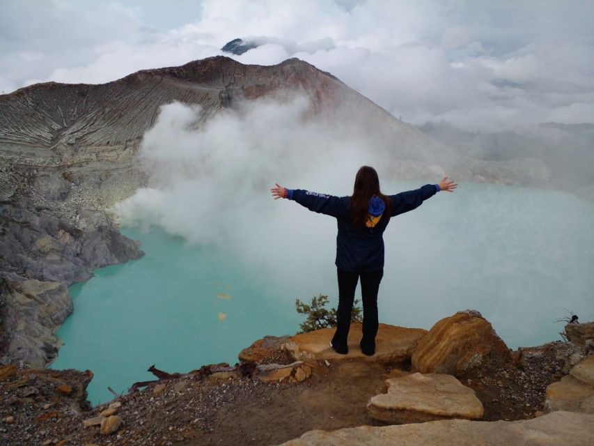 Start Surabaya or Malang Tumpak Sewu Bromo Ijen 3 Days - Day 2: Bromo Sunrise Tour