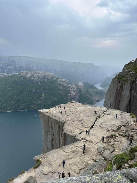 Stavanger: 8-Day Guided Trekking Tour with Accommodation - Key Points