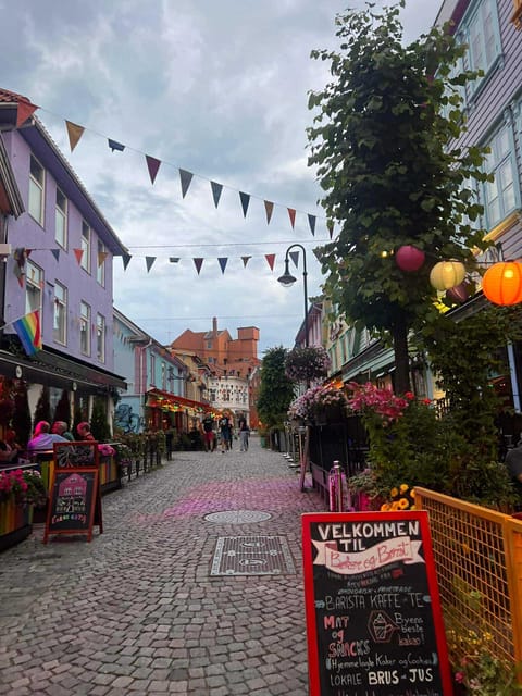 Stavanger: City Highlights Bus and Walking Tour - The Sum Up