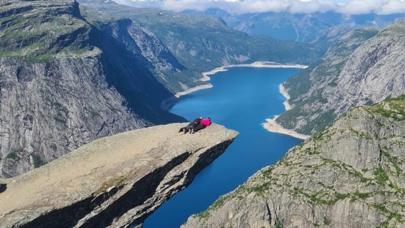 Stavanger: Guided Hike to Trolltunga - Reviews and Feedback