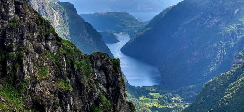 Stavanger: Kjerag Guided Tour & Lysebotn Fjord Ferry Tour - FAQ