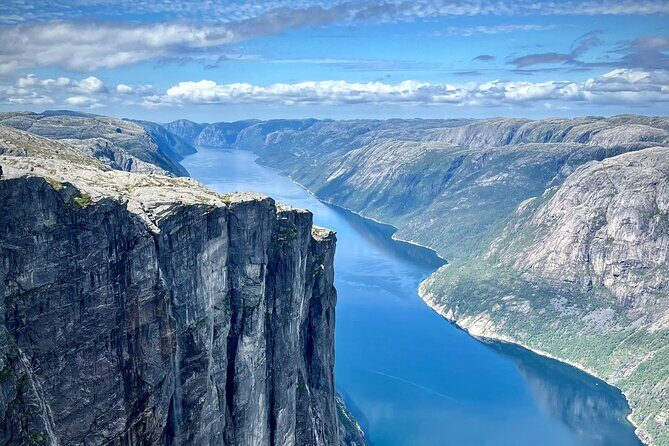 Stavanger Kjerag Hike with Guide and Transportation - Reaching the Climax: The Kjerag Boulder and Fjord Views  