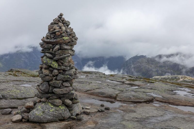 Stavanger: Kjerag Summer Hike with Packed Lunch - The Experience of a Lifetime for the Active Traveler