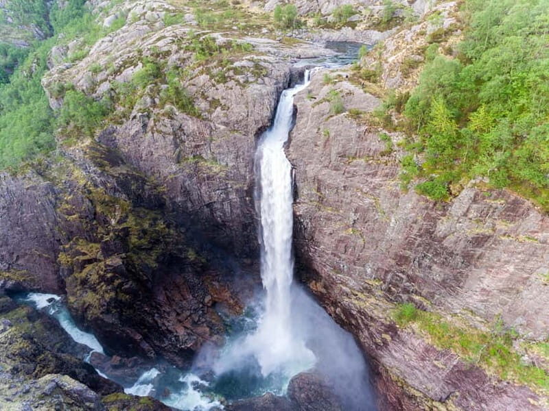 Stavanger: Månafossen Waterfall Guided Tour with Transport - Authenticity and Value
