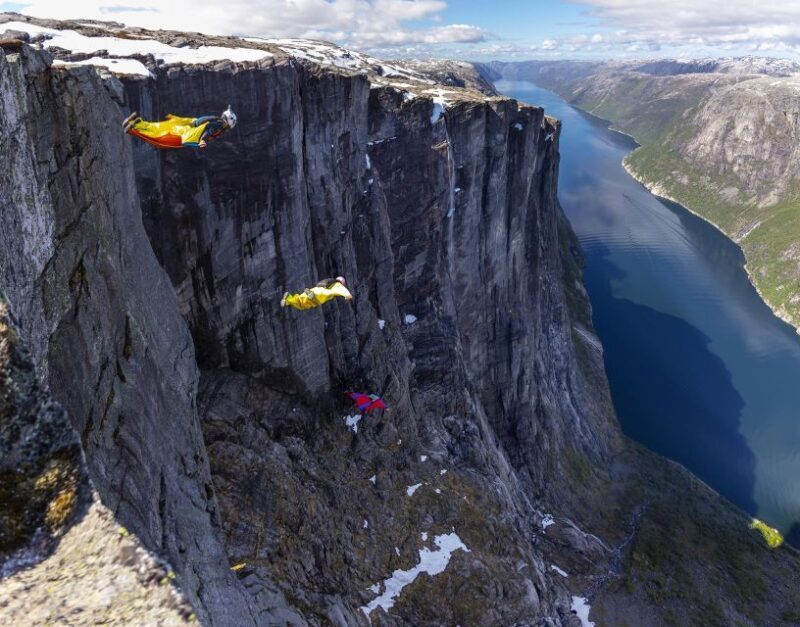 Stavanger: Off-Season Hike to Kjerag + Packed Lunch - The Sum Up