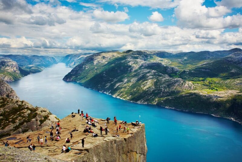 Stavanger: Preikestolen (Pulpit Rock) Hike with Local Guide - Introduction
