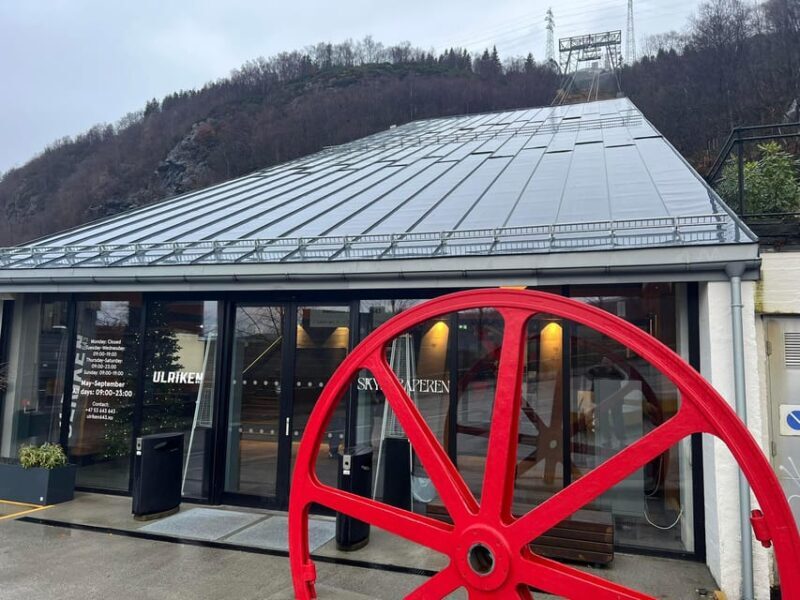 Stavanger: Ulriken Mountain and Bergen Aquarium Guided Tour - Key Points