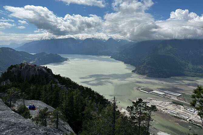 Stawamus Chief Hike - A Deep Dive into the Stawamus Chief Experience