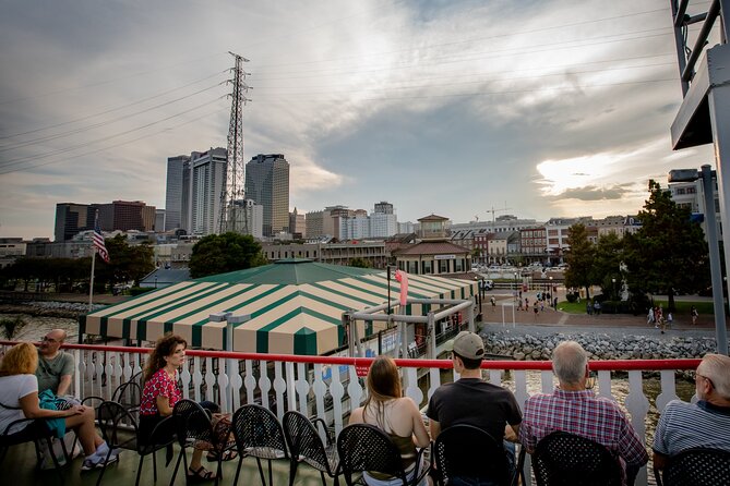 Steamboat Natchez VIP Jazz Dinner Cruise With Private Tour and Open Bar Option - Dining and Entertainment