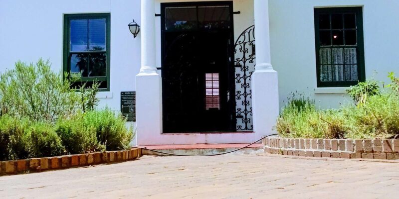 Stellenbosch: Dwarsrivier Walking, Cultural and History Tour - Cultural and Historical Insights