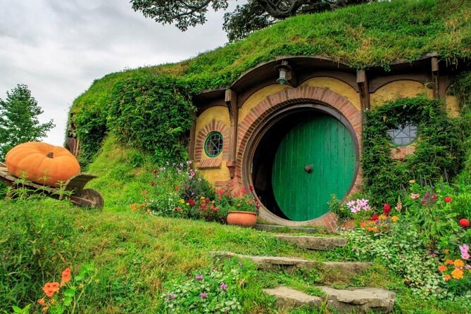 [Stevong Travel] Hobbiton Movie Set Guided Tour From Auckland - Transportation Arrangements