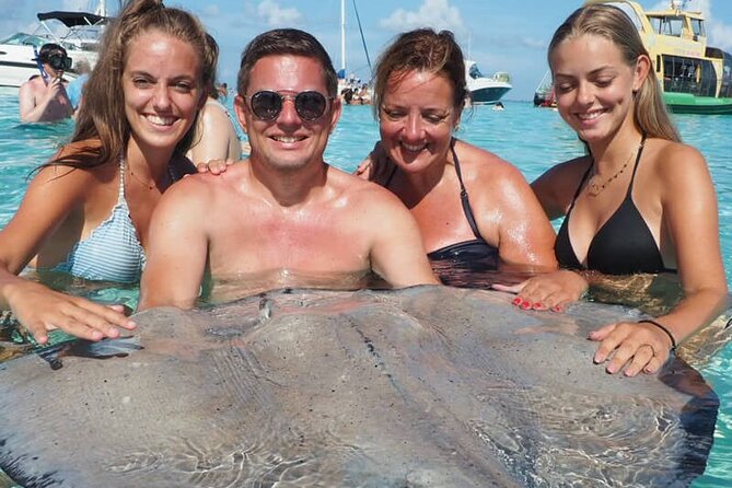 Stingray City, Coral Gardens & Frankies Local Lunch & Juice - Tour Inclusions and Pricing
