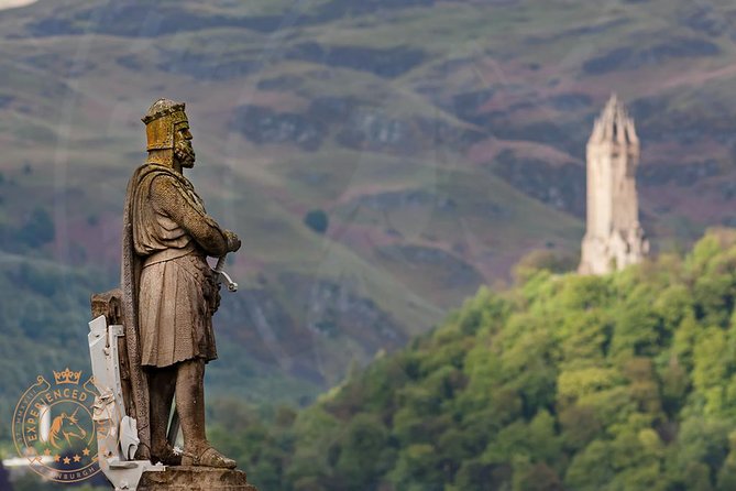 Stirling Castle and Loch Lomond Full-Day Private Tour in a Premium Minivan - Tour Features