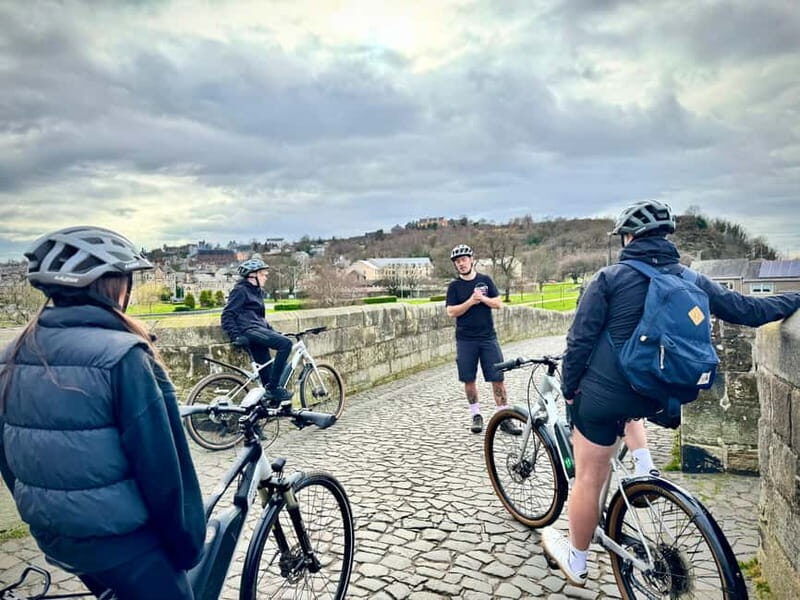 Stirling: The Essential E-Bike Tour of The City and Beyond - An In-Depth Look at the Stirling E-Bike Tour