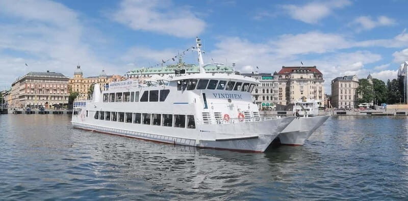 Stockholm: All-You-Can-Eat Shrimp/Tacos Cruise & Live Music - Who Will Love This Experience?