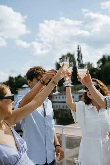 Stockholm: Combined Party Cruise + Pub Crawl - Key Points