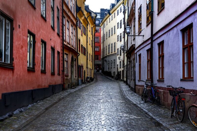 Stockholm: First Discovery Walk and Reading Walking Tour - Itinerary and Highlights