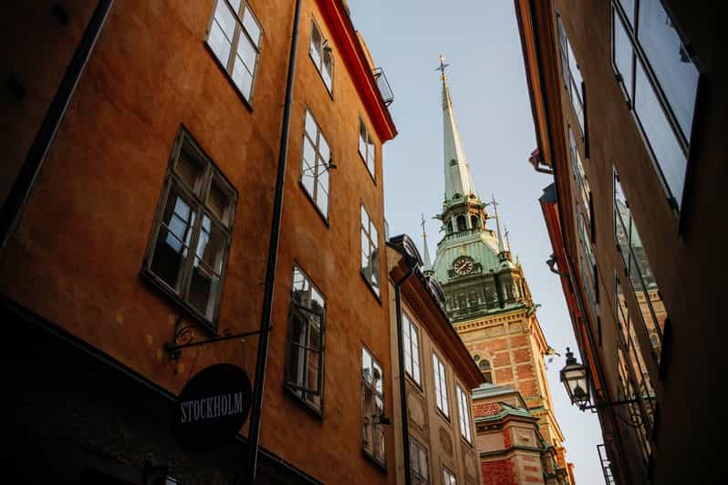 Stockholm: Historical Gamla Stan Tour With Fika Included - Key Points