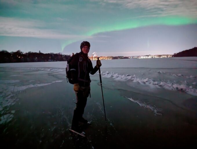 Stockholm: Ice Skating in the Moonlight With Hot Chocolate - What to Bring