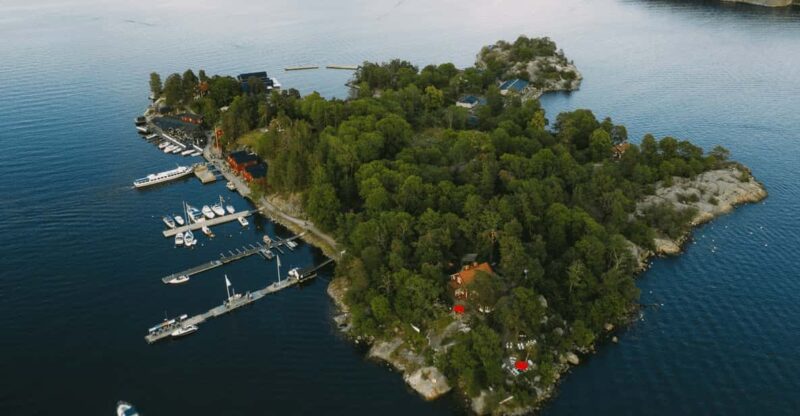 Stockholm: Motorboat Charter Tour With Captain - Included Services and Amenities