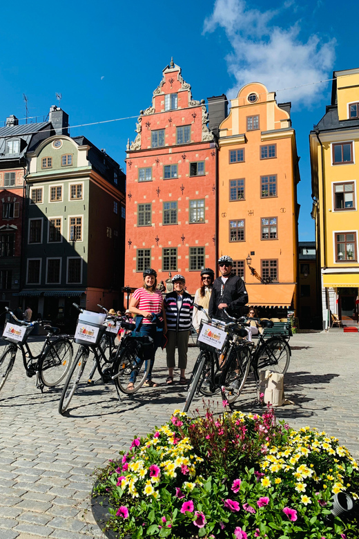 Stockholm's Best Bike Tour! (English / Deutsch) - Authentic Experiences and Authentic Guides