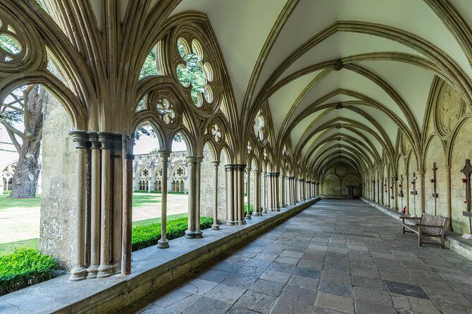 Stonehenge and Salisbury Cathedral Private Tour from Southampton - What the Price Gets You