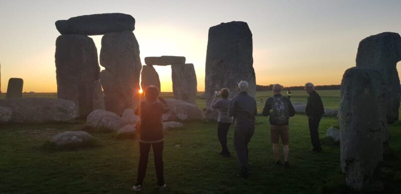 Stonehenge: App Guided Tour + Admission Included - What This Tour Offers: A Closer Look