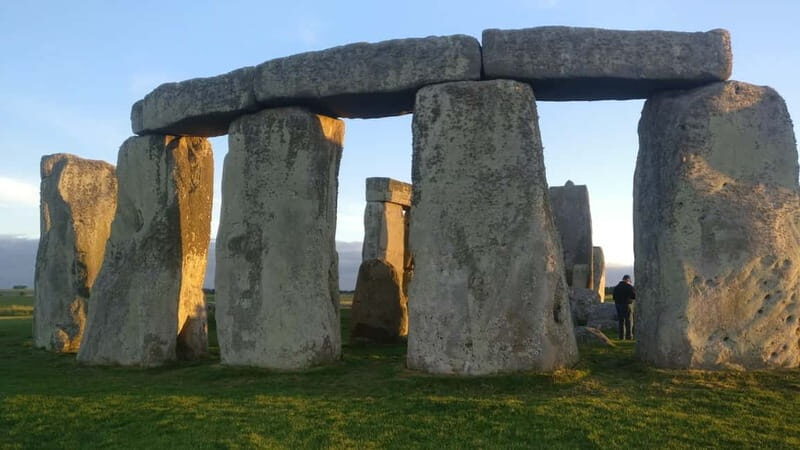 Stonehenge: Shared Half-Day Tour from Bath for 2-8 Guests - The Journey and Insights: A 1-Hour Drive