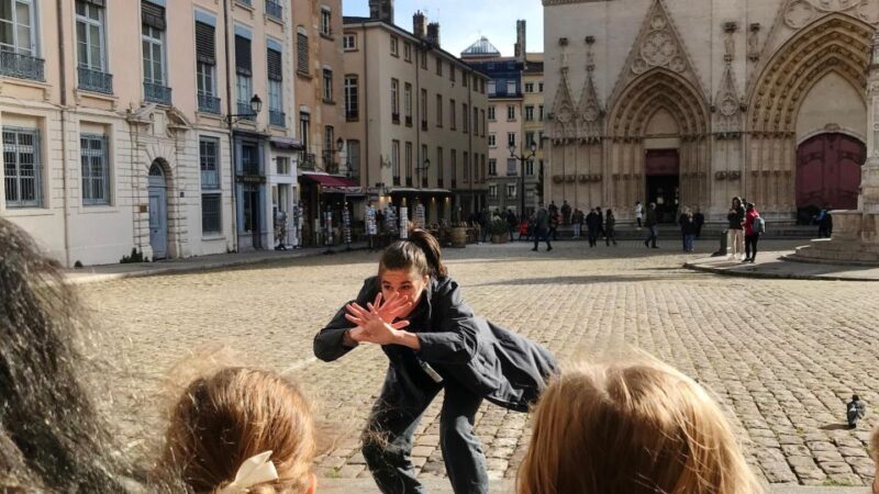 Storytelling Tour of Vieux-Lyon for Children in French - Key Points