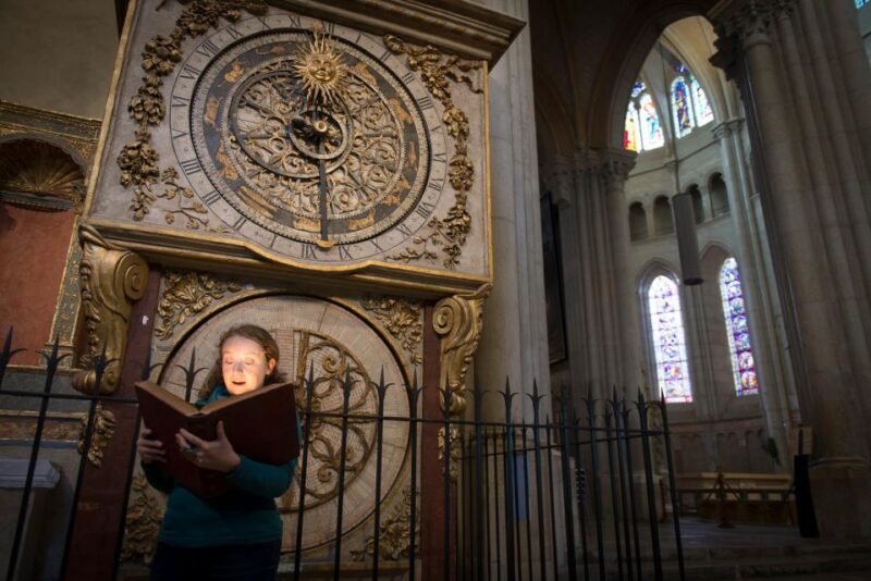 Storytelling Tour of Vieux-Lyon for Children in French - Storyline and Experience