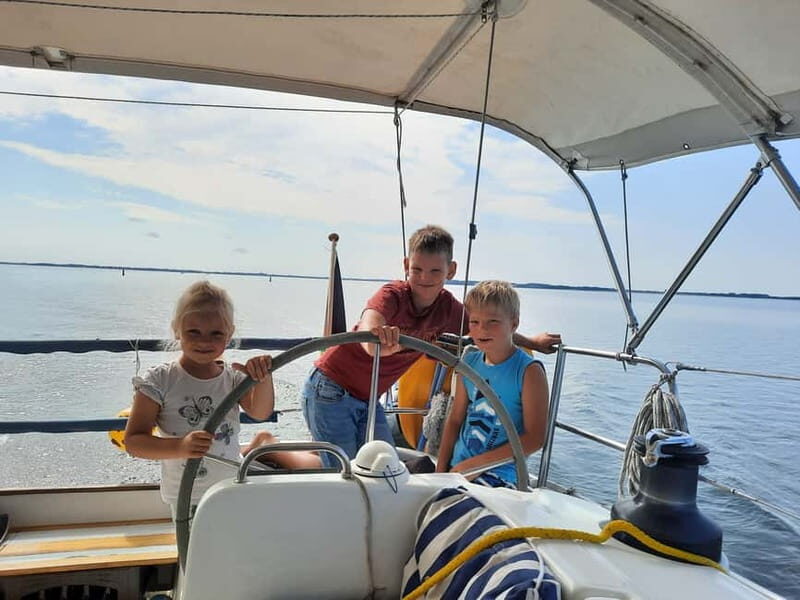 Stralsund: Hiddensee Sailboat Trip with Snacks and Drinks - The Itinerary in Detail