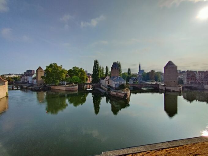 Strasbourg: Guided Walking Tour With Some Testing Sweet - Booking and Cancellation Policy