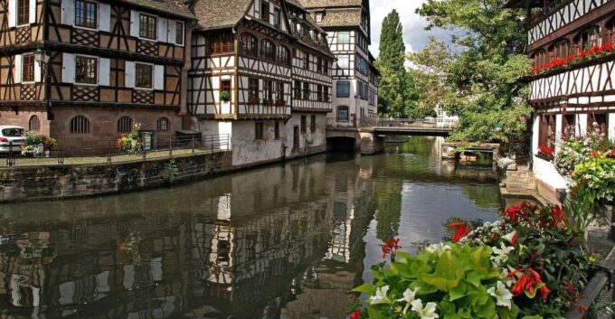 Strasbourg: Private Walking Tour of the Historical Center - Discovering the Architectural Gems