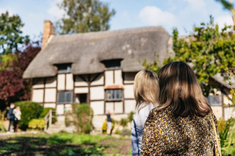 Stratford-Upon-Avon: Anne Hathaways Cottage Entry Ticket - Accessibility and Restrictions