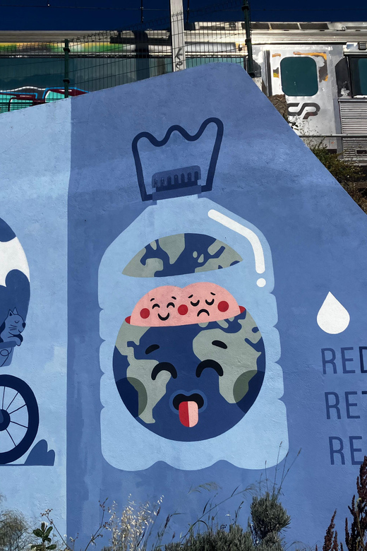 Street Art Lisbon: Tuk Tuk Tour - Key Points