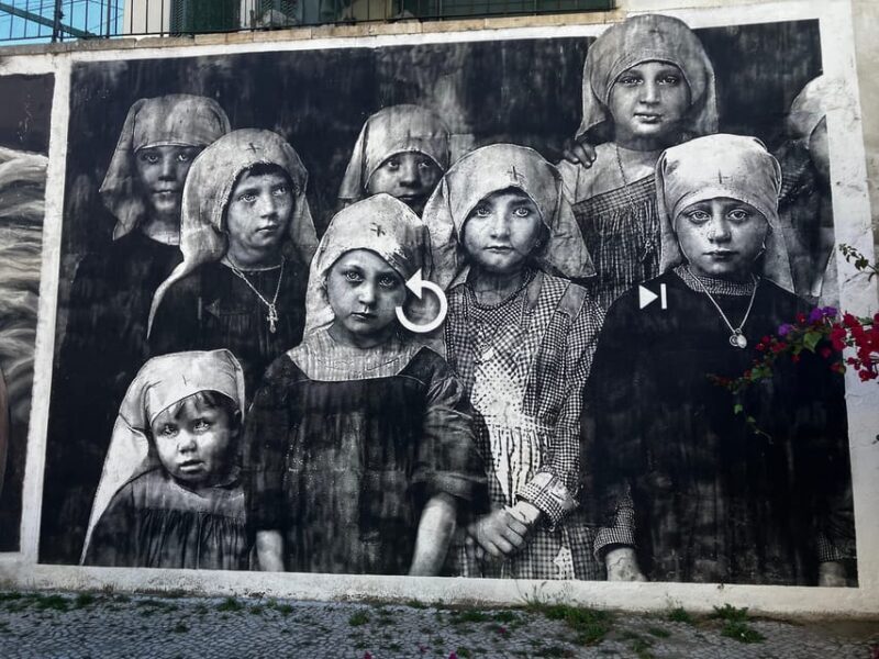 Street Art Lisbon: Tuk Tuk Tour - An Introduction to Lisbon’s Street Art Scene