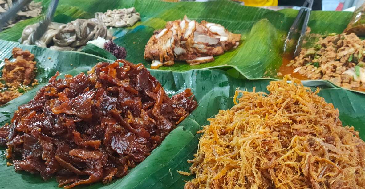 Street Food Market, Tsunami Museum, Temple & Old Town - Highlights of the Tour