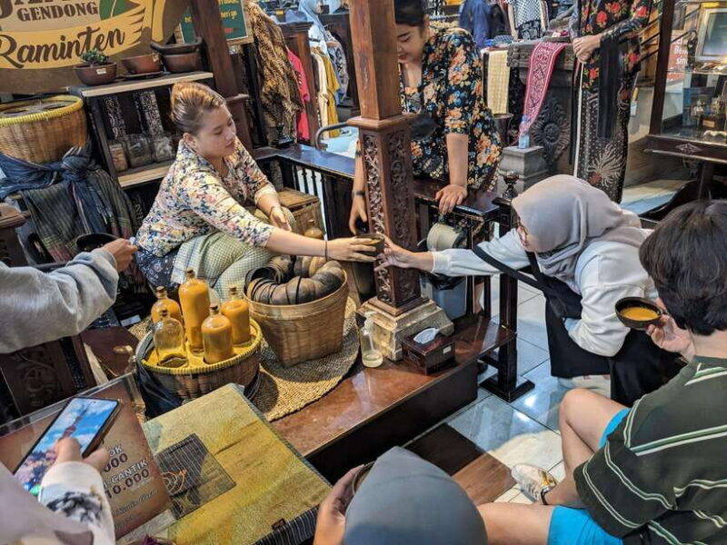 Street Food Tasting by Walking - Key Points