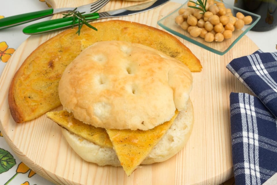 Street Food Walking Tour: Discover Livorno's Local Flavors - Customer Feedback and Testimonials