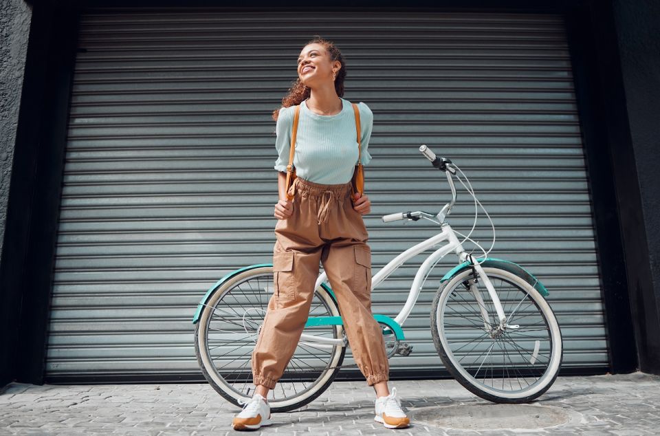 Street-Style Photoshoot in San Francisco Theater District - Stunning Images Captured
